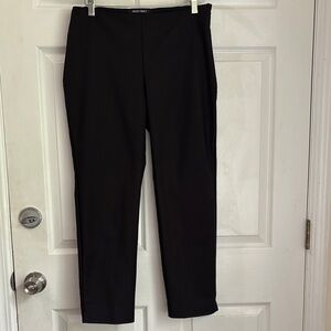 Ellen Tracy Black Cropped Dress Pants Straight Leg Ankle Length Size 6 side zip